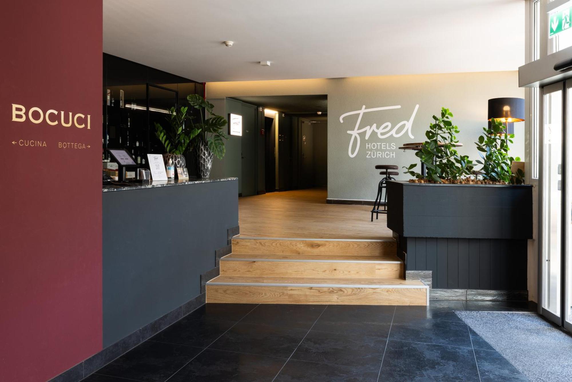 Fred Hotel Leonhardstrasse - Self Check-In Zurique Exterior foto